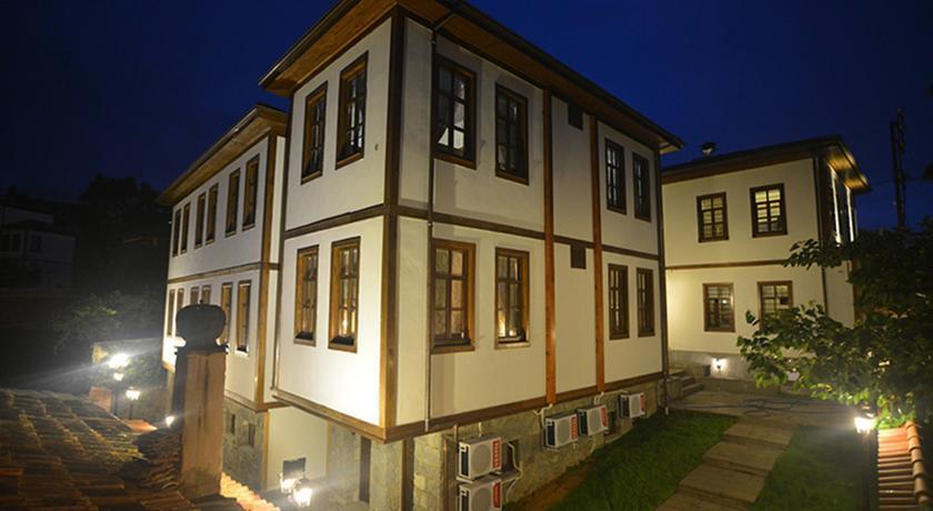 Kanoglu Konagi Butik Otel Akçaabat Esterno foto